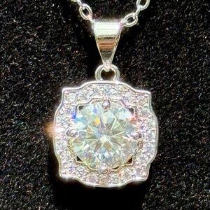 Brand New Moissanite Pendant 2.00 CT